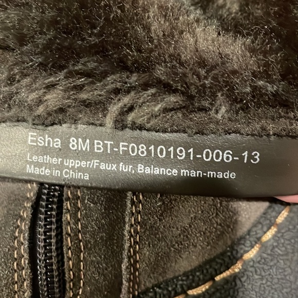 BearPaw leather tall Boots Brown Suede women’s Sz 8 side Zip up Style: Esha - Picture 7 of 8